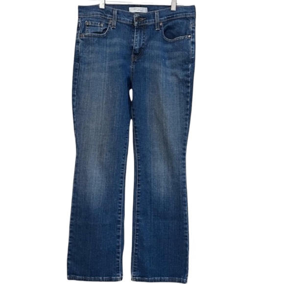 Levi’s 515 Low Rise Boot Cut Jeans Size 6 Short Women’s Jeans Medium Wash Denim - Picture 1 of 9